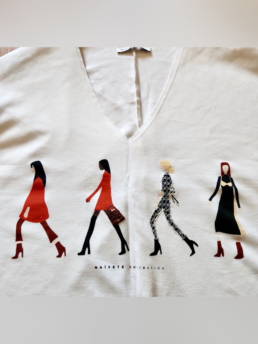 FREE w/purchase S/M Zara V-Neck Graphic T-shirt boxy tee SOLD OUT COLLECTION - Picture 2 of 5